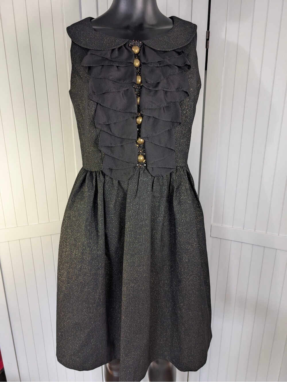 Kensie Pretty Black Gold Metallic Ruffle Beaded Fit Flare Dress Size 8 Cocktail